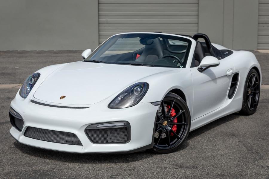  Porsche Boxster Spyder (981) 2016 года  (фото 2 из 72)
